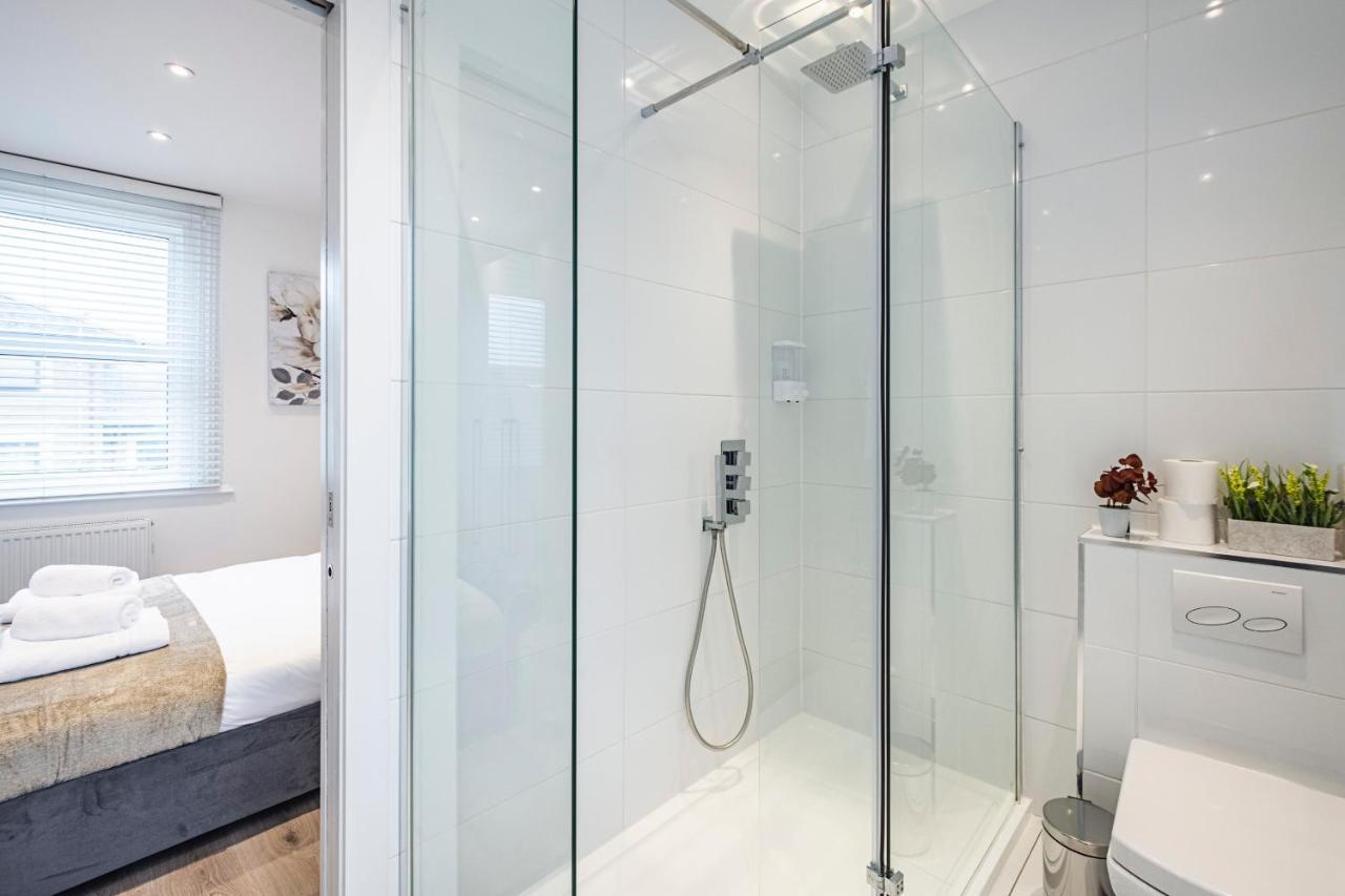 Ferienwohnung Cozy And Serene Brand-New Flat In Kilburn, London Exterior foto