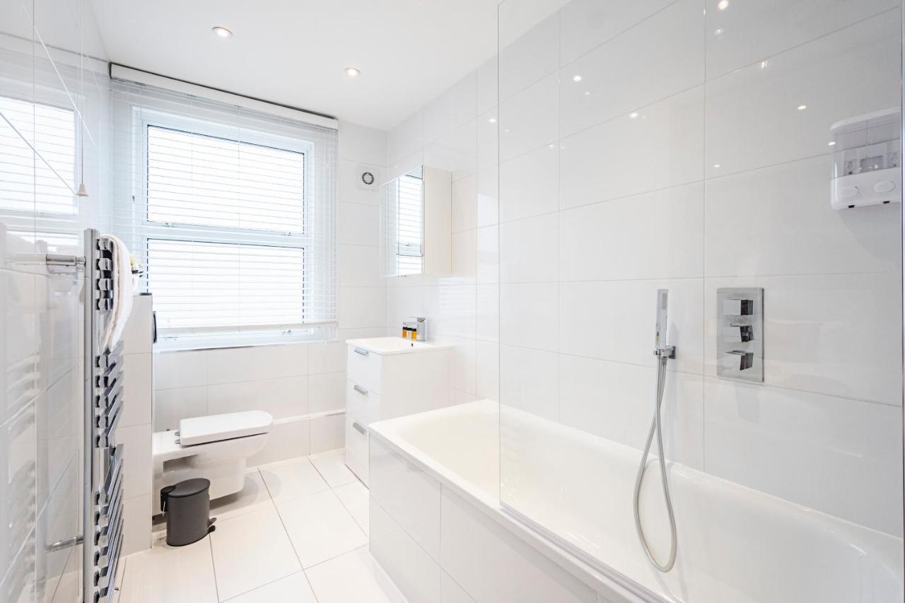 Ferienwohnung Cozy And Serene Brand-New Flat In Kilburn, London Exterior foto