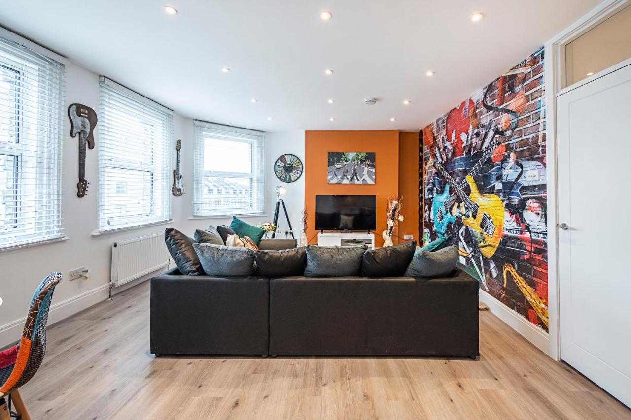 Ferienwohnung Cozy And Serene Brand-New Flat In Kilburn, London Exterior foto